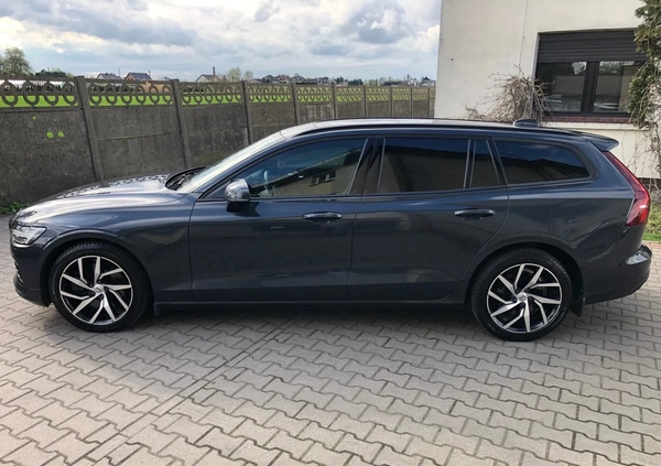 Volvo V60 cena 128500 przebieg: 49000, rok produkcji 2019 z Wyszków małe 781